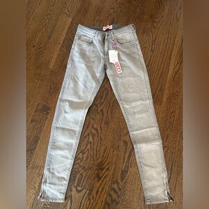 NWT FIORUCCI Grey JEANS SZ 27 Naomi Campbell